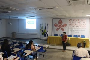 Dra. Patricia Luiza de Oliveira Rebouças - Os estudos sobre Palinologia realizados pleo grupo de pesquisa ECOMENTS